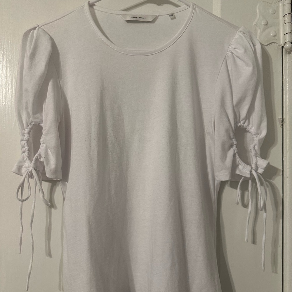 T shirt top